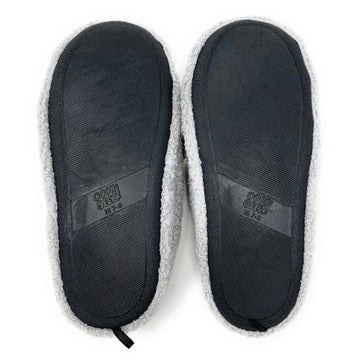 Faire: Oooh Yeah Socks/Sock It Up/Oooh Geez Slippers Slippers Med Raccoon | Women's Funny Fluffy House Sherpa Animal Slippers